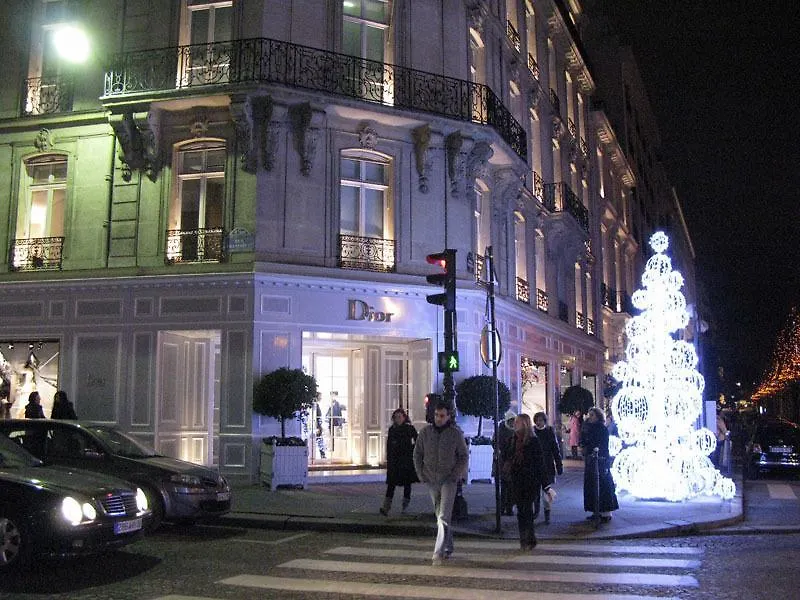 The Studio Champs Elysees *